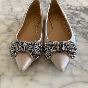 Badgley Mischka Bow Flats sz 8